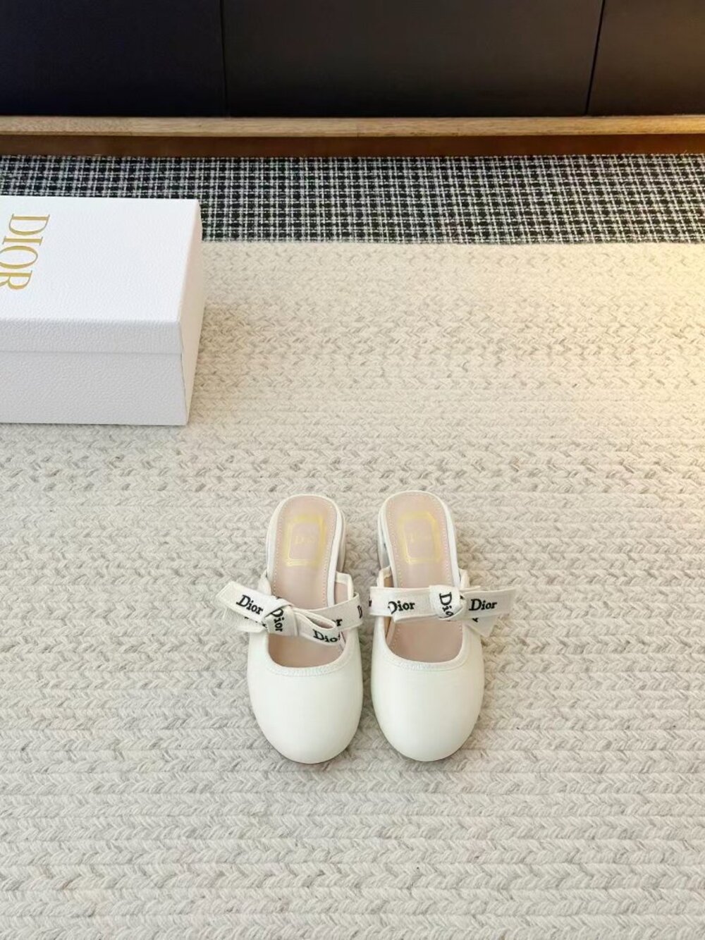 Dior White Logo Bow Mules Block Heel Slip‑On Pumps